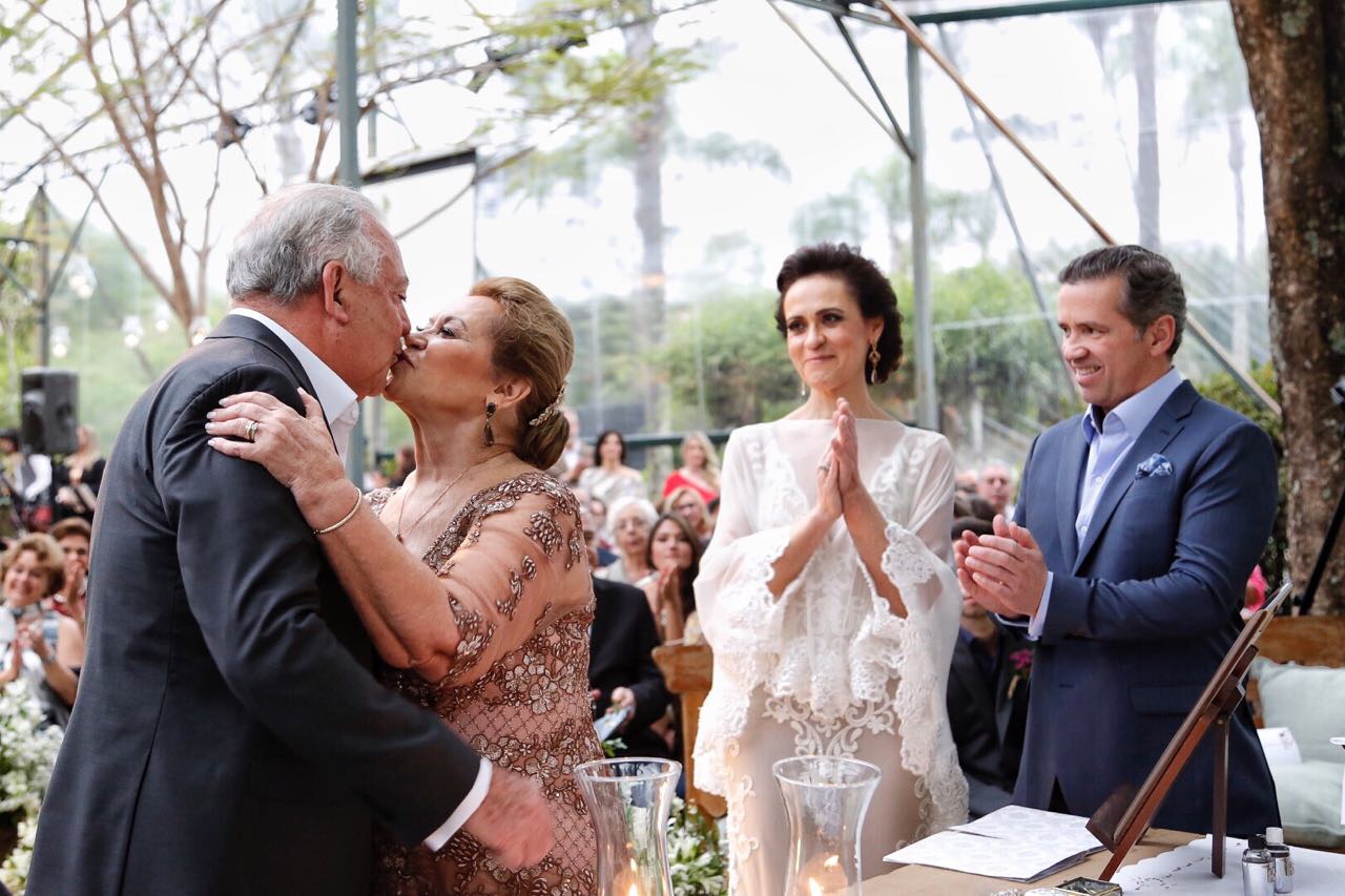 vestido para bodas de ouro filha